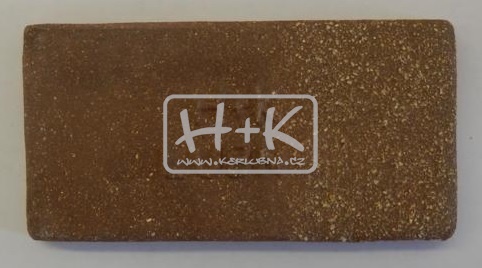Hmota CAK červenohnědá ostřená (1ks = 10kg)